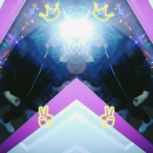 Meet your Posher, Holly